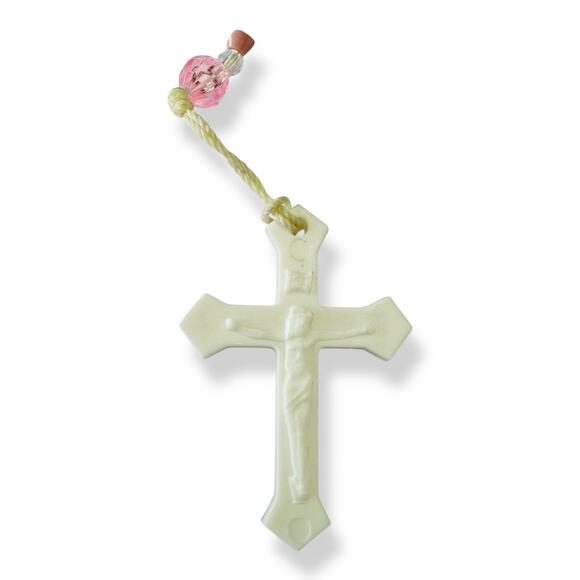 Vintage Pink Blush Plastic Rosary Prayer Beads - Picture 4 of 5